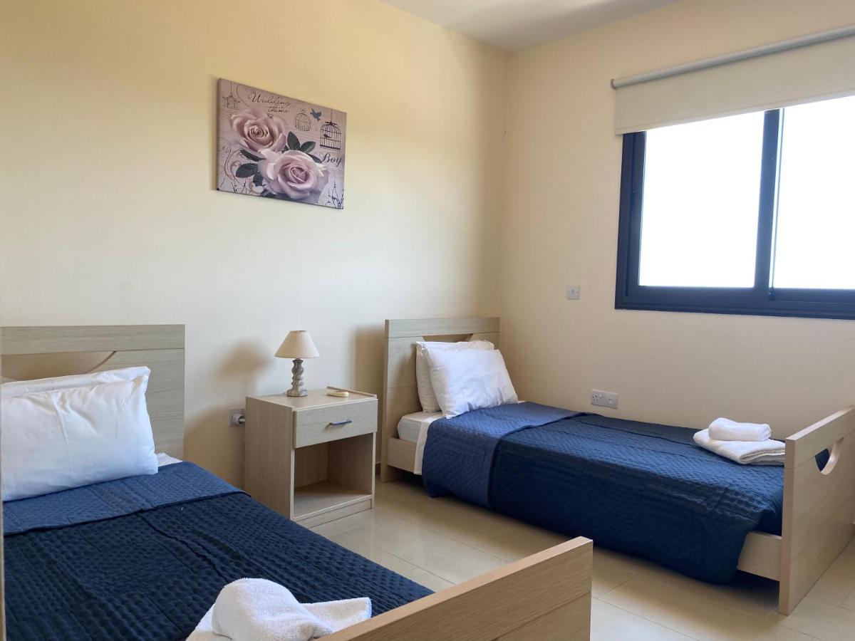 Kyklades Resort & Spa Paralimni Exterior photo